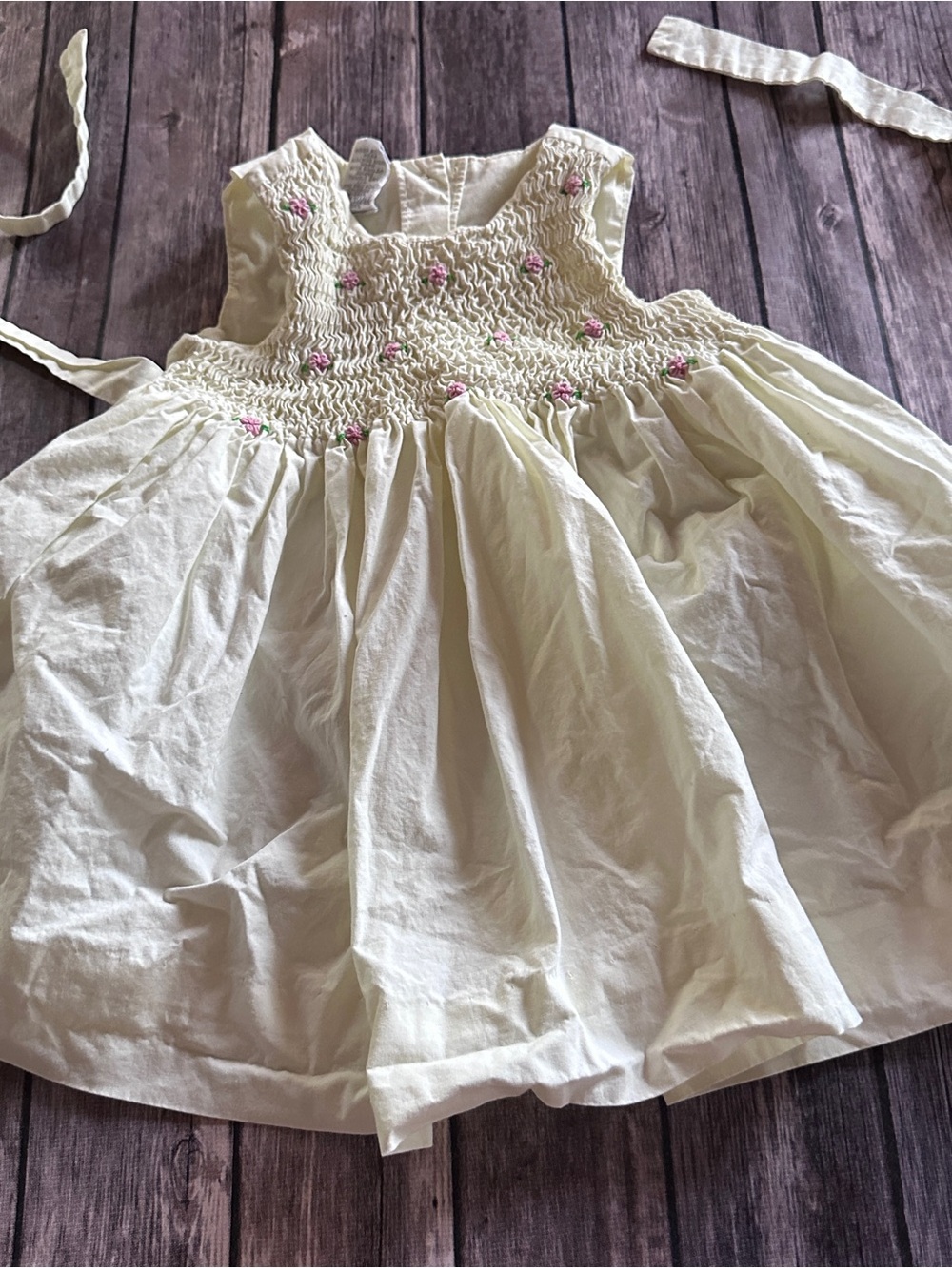 Class club yellow smocked dress vguc 18m